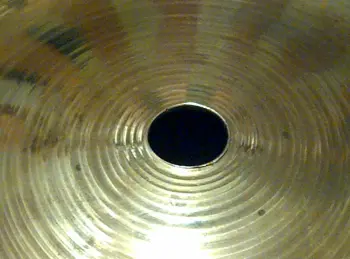 1977 Paiste 2002 Heavy HHs (black label)