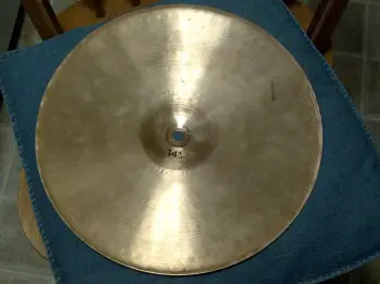1977 Paiste 2002 Heavy HHs (black label)
