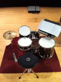 1959 Ludwig with transition badges!