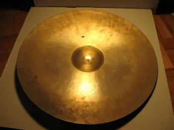 New Old Pie Plates-Anyone Seen Armand Sig.?