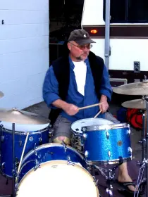 Rogers vs Gretsch vintage drums