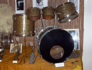 Medveczky De Luxe, From Hungary.