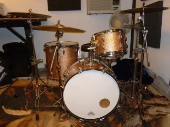 Slingerland Champagne Sparkle Drums
