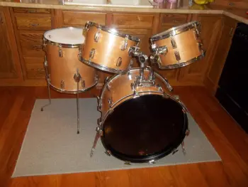 Just finished: 70s Pearl Wood/FG