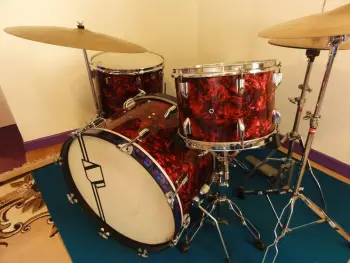 HOSHINO Red Pearl finish