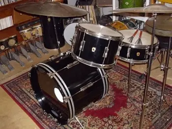 Q re: Club date lugs