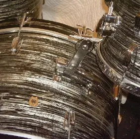 help with mounting of ludwig rail consolette