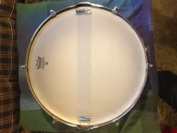 1920'S Ludwig snare experts wanted.