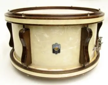 Need help identifying old Leedy wood rim toms