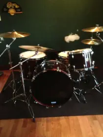 Date/Discuss/ShowOff Vintage Gretsch Kit :)