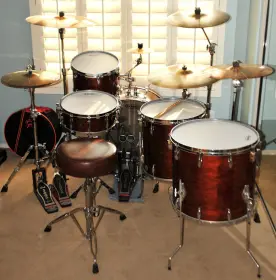 Date/Discuss/ShowOff Vintage Gretsch Kit :)