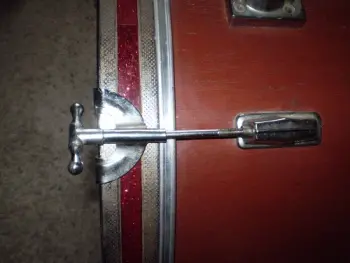 Help Identifying Old MIT R.O.C. Set? Year?