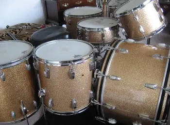 1968 Ludwig Champagne Sparkle Kit