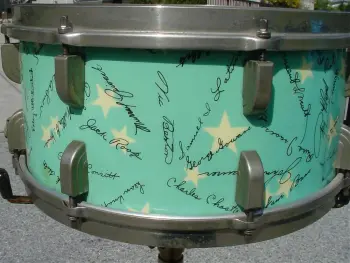 [B]1941 LEEDY 6.5 x 14 AUTOGRAPHS of the STARS BROADWAY PARALLEL MODEL[/B]