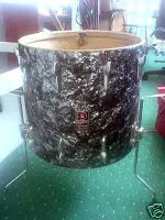 Vintage floor tom fake??!