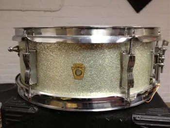 Am I missing a rim? Ludwig Pioneer Snare