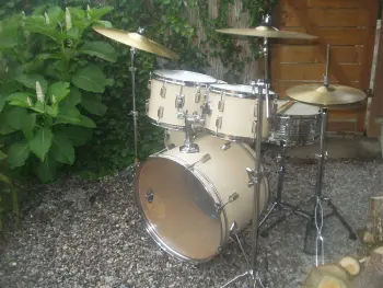 Need Help with some R.OC. Kit!
