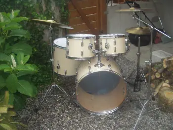 Need Help with some R.OC. Kit!
