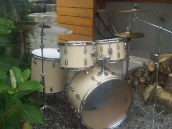 Need Help with some R.OC. Kit!