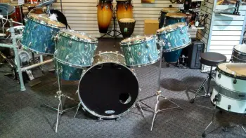 Late 60's Slingerland? :confused: