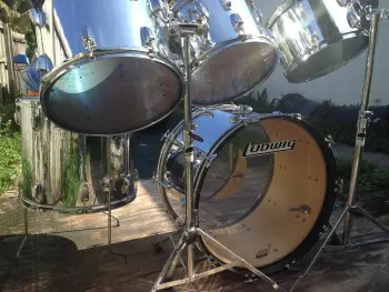 Ludwig chrome over wood set florida.