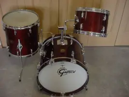 Can you identify this gretsch set ??