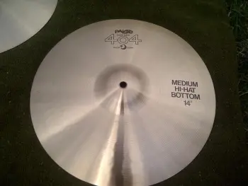Near MINT Paiste 404 Medium HHs 14in Brown Label