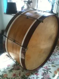 Doing up a 1925 Hawkes and Son bass drum