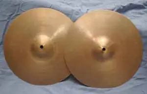 Vintage - 13&quot; Zildjian Hi-Hats (Made in Canada)