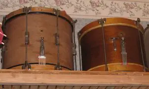 15&quot; Mahogany Old Marching Snare