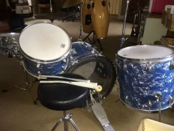 Any idea what these drums could be w/o any identifying badges?
