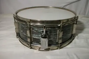 Snare ID   Ludwig?