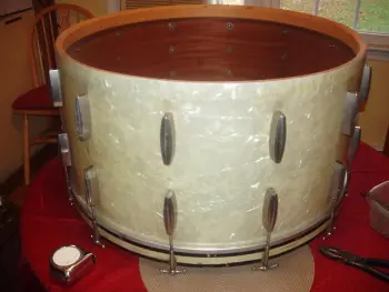 30's Slingy bass?