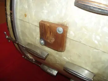30's Slingy bass?