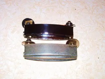 30's Slingy bass?