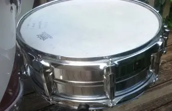 Premier beaded metal snare