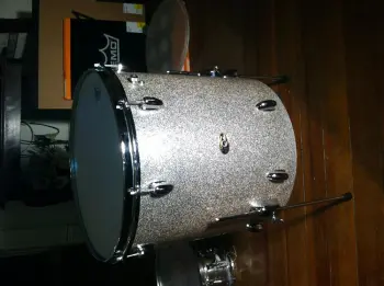 1960's slingerland (?modern solo?) project. First vintage project