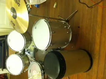 1960's slingerland (?modern solo?) project. First vintage project
