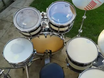 Premier Elite in rare black and cream wrap?