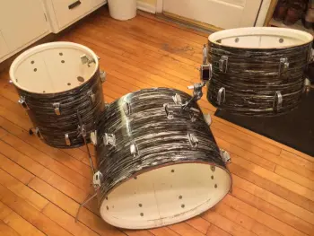 1960's Ludwig 20&quot; Black Oyster Pearl hoop