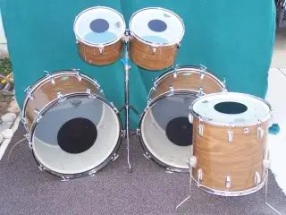 FOR SALE:  Double bass Walnut Cortex