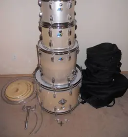 Help me identify the finish on these 70s Ludwigs