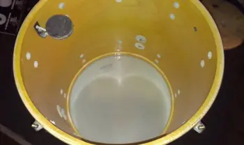 Help me identify the finish on these 70s Ludwigs