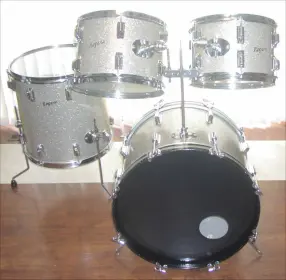 Selling all my drum sets. First up 1962 Rogers Cleaveland Londoner