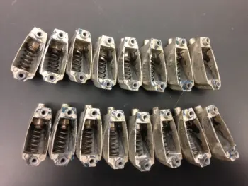 Slingy Beavertail lugs in nickel