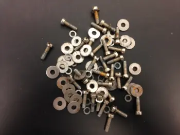 Slingy Beavertail lugs in nickel