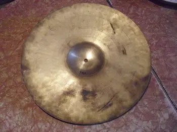 For Sale: Vintage Vibra Zanchi Cymbals