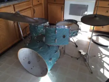 Project: Gretsch Mid 60's Round Badge
