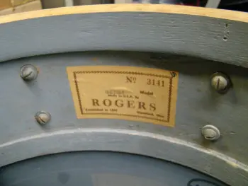 Strange Rogers set    &quot;Need help&quot;