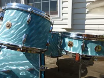 Project: Gretsch Mid 60's Round Badge